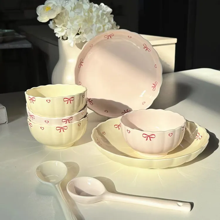 陶瓷碗盘ins风少女风釉下彩陶瓷蝴蝶结波浪边两人食碗勺餐具盘子