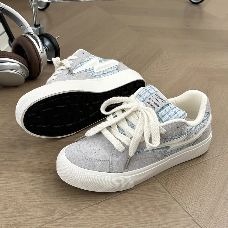 原创设计小香风闪电男鞋2025新款面包痞帅开车板鞋冬季休闲鞋子男