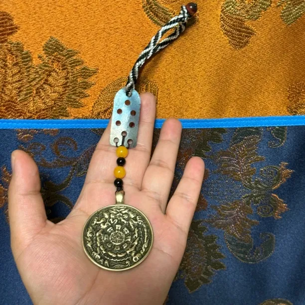 拉萨直发 民助仓999文化祈福挂饰