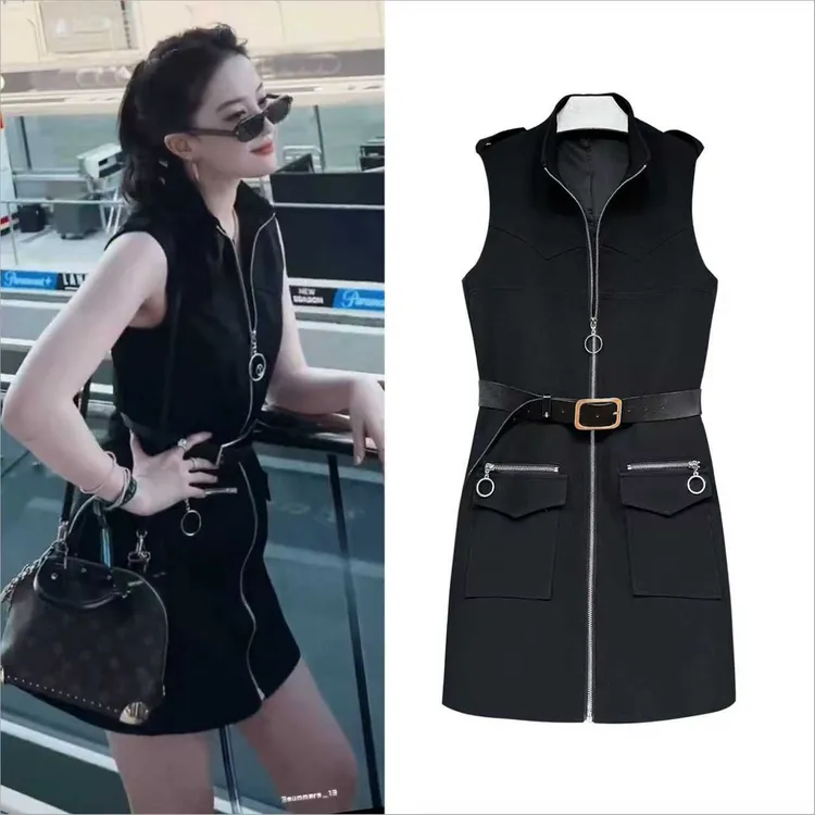 刘亦菲同款黑色高领拉链无袖背心连衣裙女设计感小众收腰包臀短裙