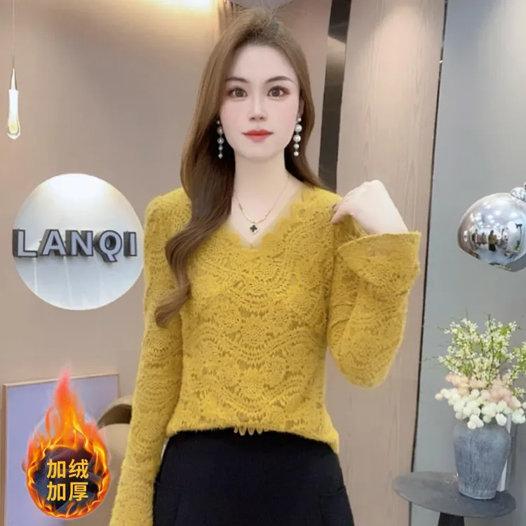 加绒加厚蕾丝打底衫女2025冬季新款洋气减龄百搭法式v领内搭上衣