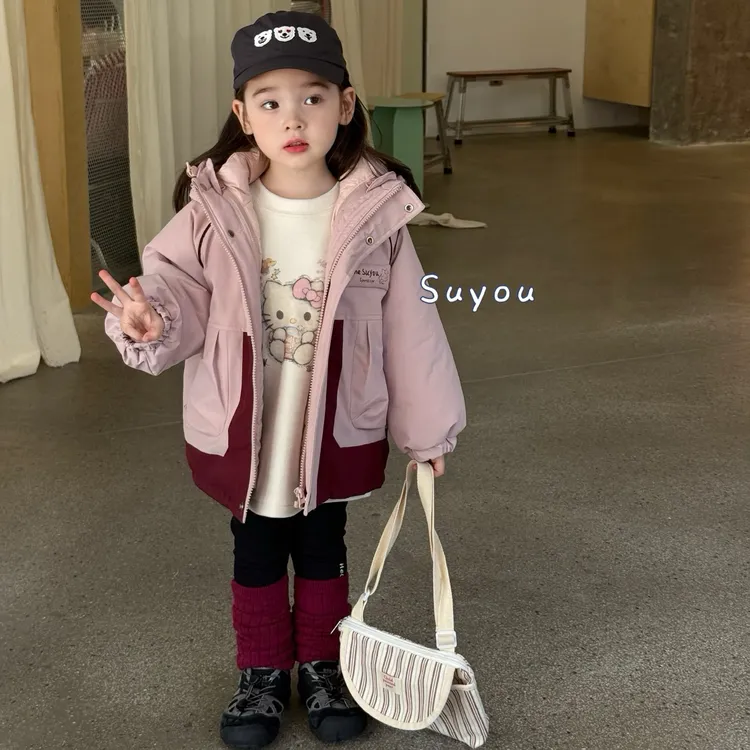 现货 苏右 25冬季新款女童粉色连帽三合一羽绒服厚羽冲锋衣汉服