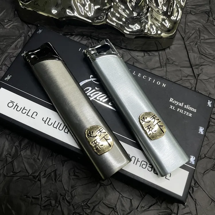 ZHIO【心系】手工定制高档粉焰充气打火机金属防风打火机送男友礼物