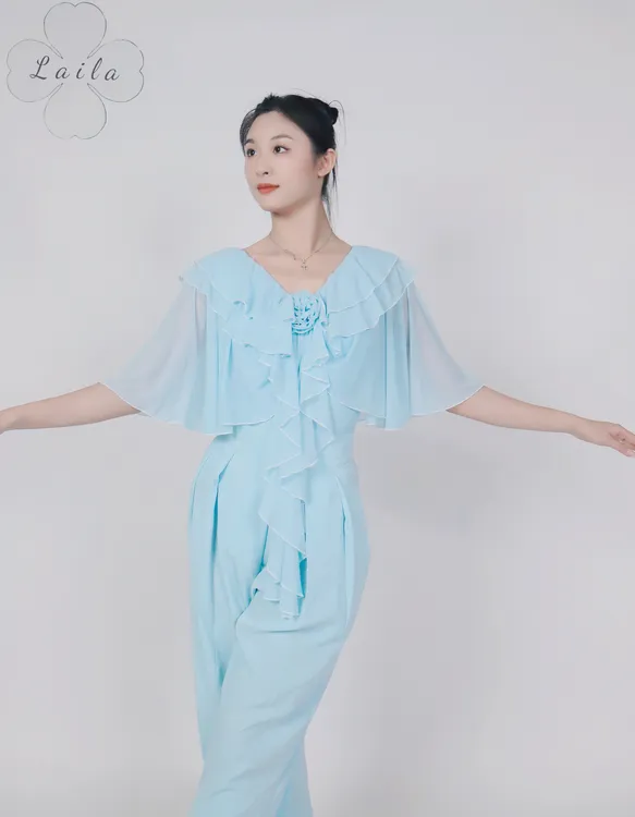 Laila摩登舞服新款上衣《千与千寻》天空蓝夏季网纱摩登拉丁练习服