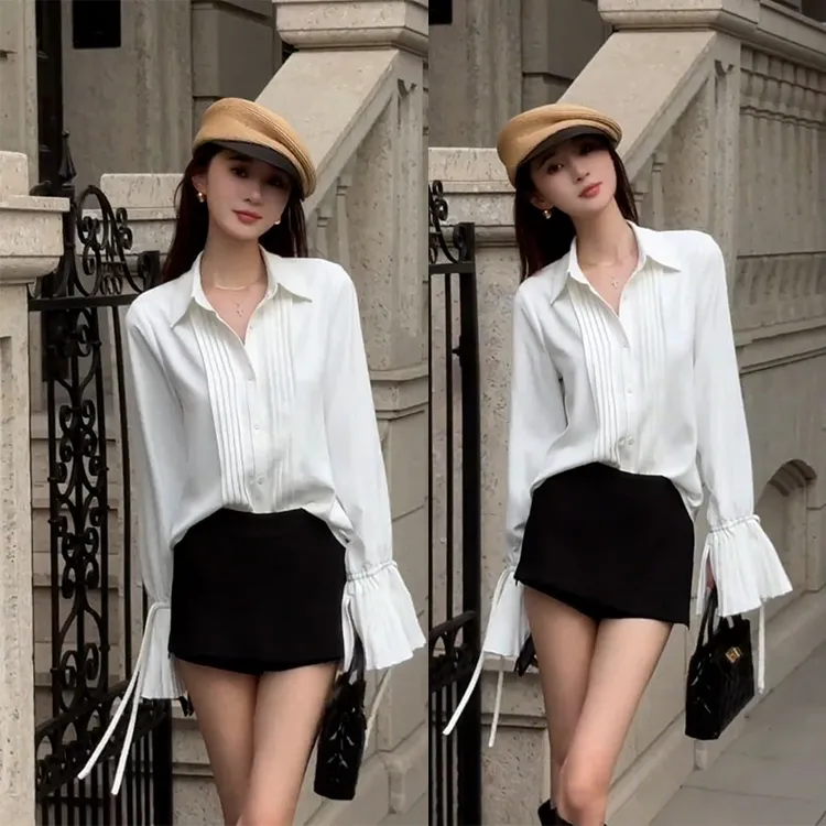 2025新款早秋设计感优雅时尚百搭褶皱喇叭袖衬衫女休闲短裤两件套