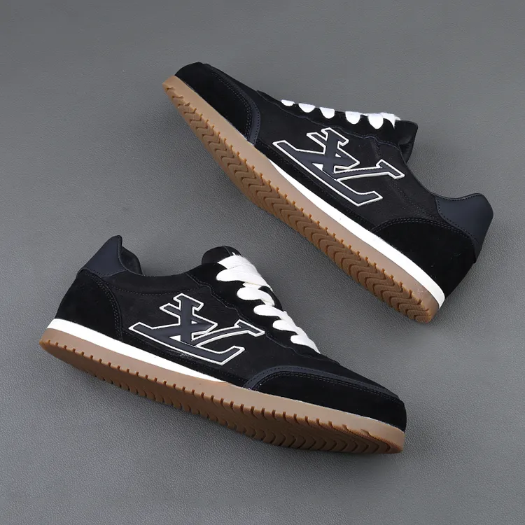 真皮时尚板鞋男韩版潮流低帮系带舒适百搭休闲阿甘鞋春秋款