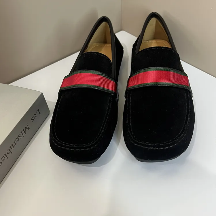 2025男士百搭黑色经典真皮豆豆鞋商务英伦风平底休闲乐福鞋