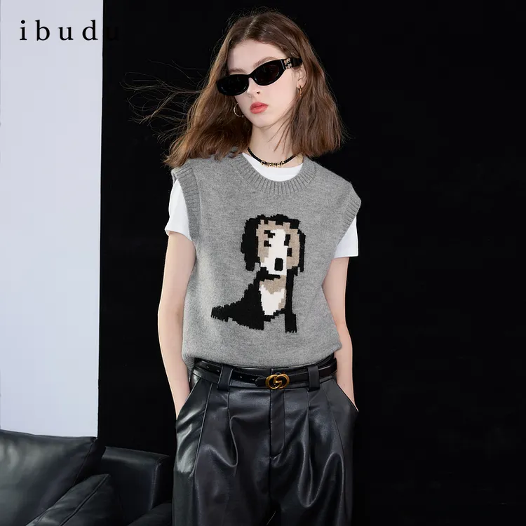 三彩ibudu2026春季新款趣味马赛克提花毛衫背心女针织衫设计感