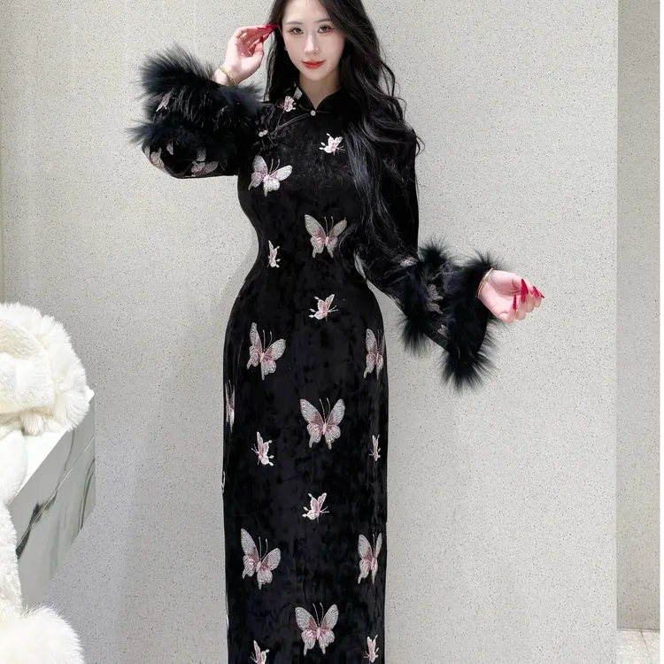 LHMknk1画报夫人原创自制新中式加绒高级刺绣蝴蝶仙气旗袍 梦墨蝶