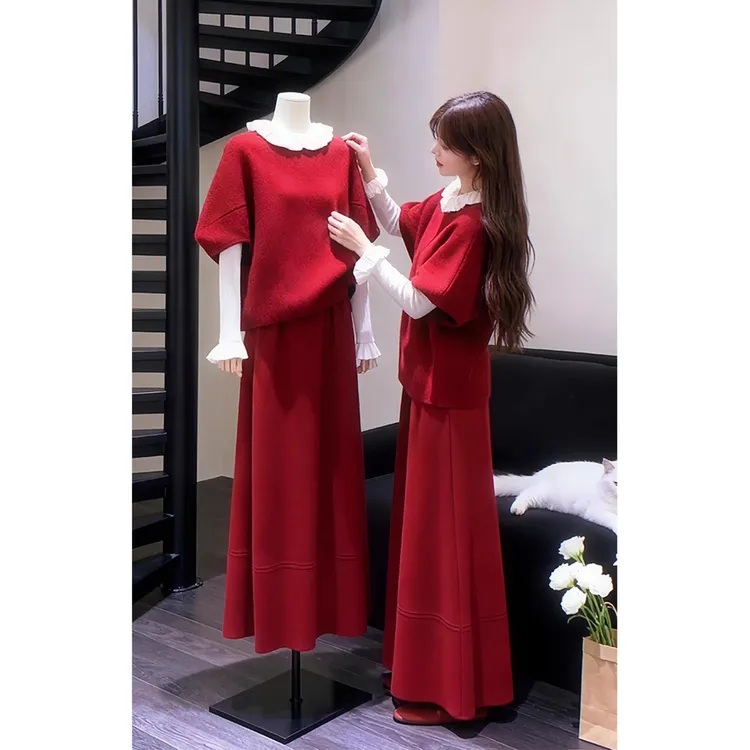 2025超火秋装一整套气质小香风高智感穿搭红色毛呢上衣半身裙套装