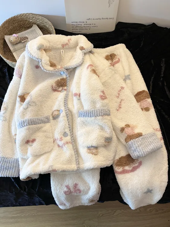 泰迪小狗甜心少女珊瑚绒睡衣女款秋冬季翻领加厚法兰绒家居服套装