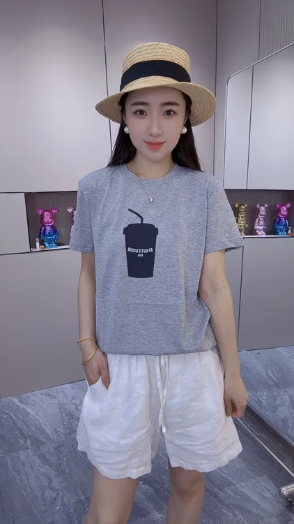 可乐瓶百搭宽松款棉T