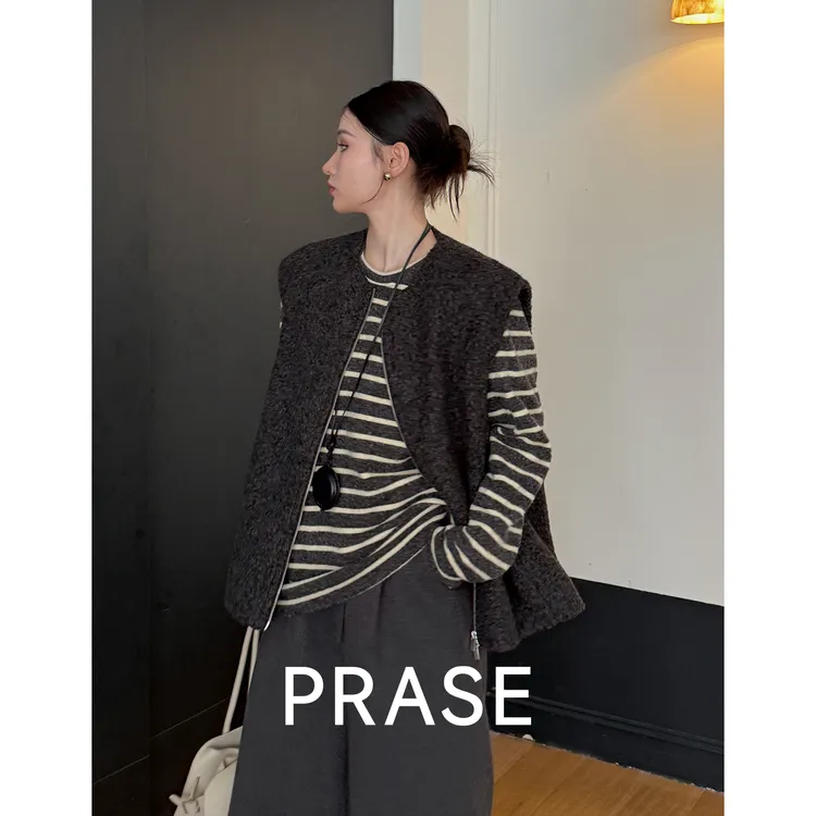 PRASE·噜【琴键T】磨毛条纹圆领T恤秋冬保暖慵懒长袖打底PR512C50