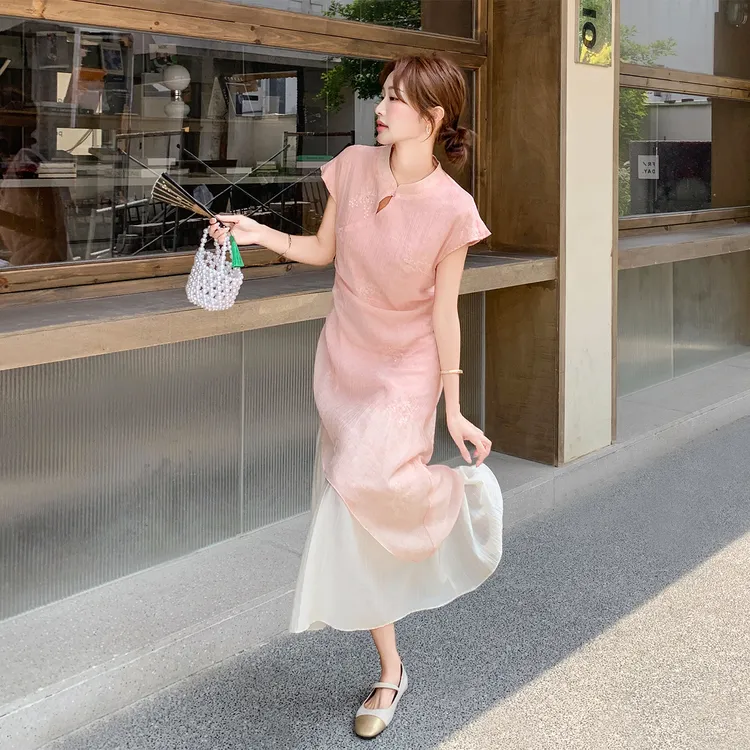 新中式国风气质连衣裙女夏2025新款设计感改良撞色假两件旗袍长裙