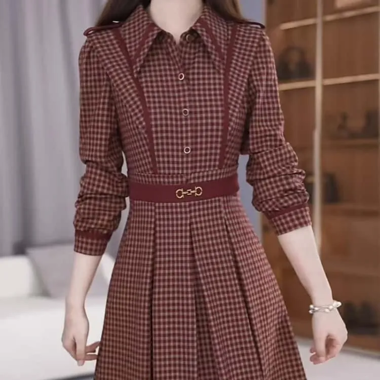 A569【连衣裙】2025早秋新款时尚优雅翻领格纹收腰显瘦减龄连衣裙