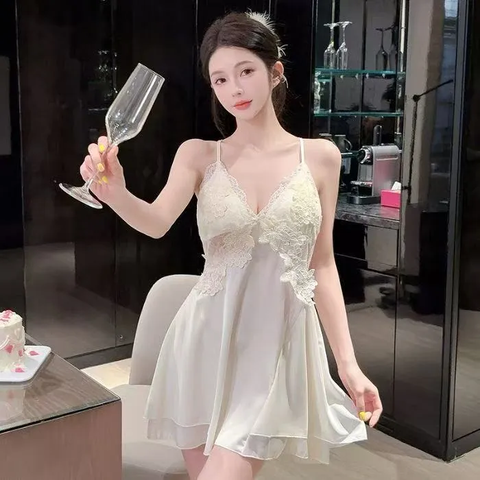性感睡衣女士2025年夏季薄款带胸垫甜美冰丝美背蕾丝吊带睡裙