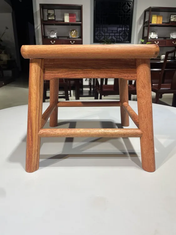 小巴花四方凳独板卯榫结构无漆细磨做蜡适合家用换鞋凳休闲凳