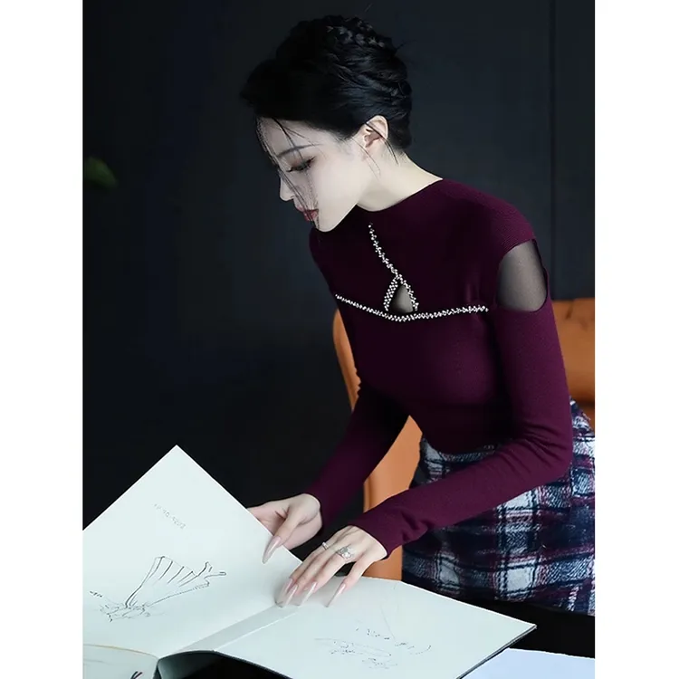 法式酒红色镂空半高领针织打底衫女内搭高级感秋冬款网纱拼接上衣