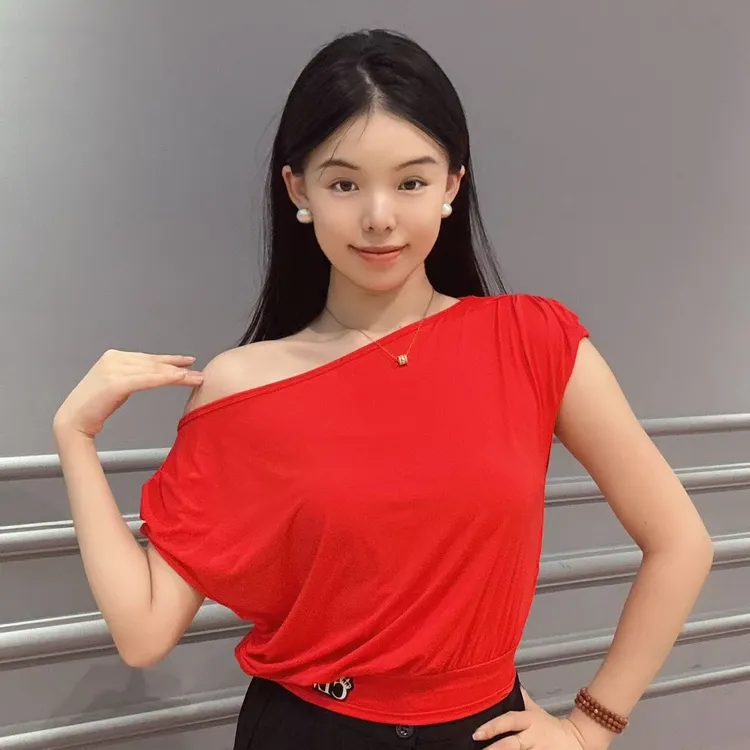 CLW拉丁女生气质宽松显瘦舞服上衣