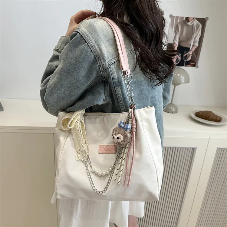 休闲大容量链条包包2025新款春夏大学生上课包时尚通勤单肩托特包