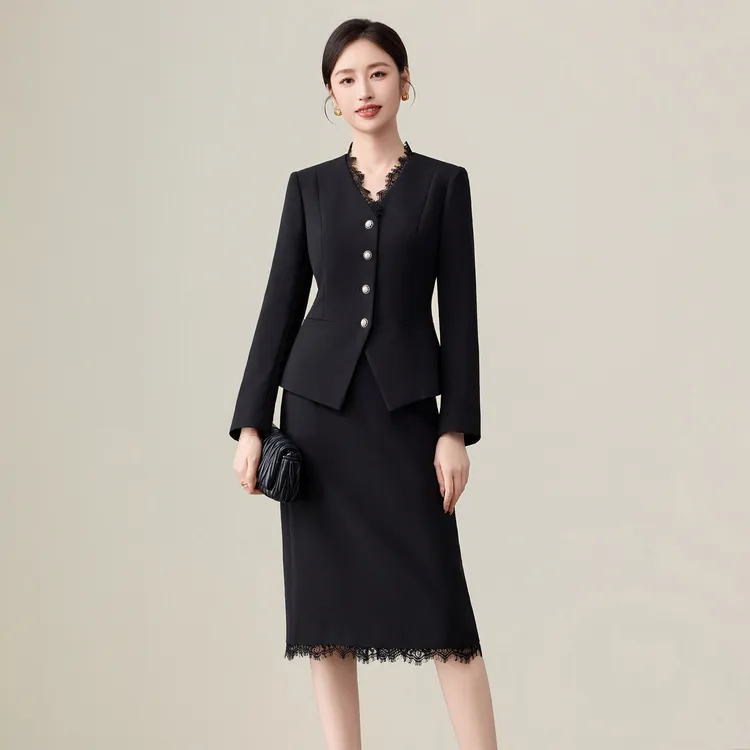 钟老板高级设计感蕾丝西服套装女2025新款通勤外套半身裙两件套