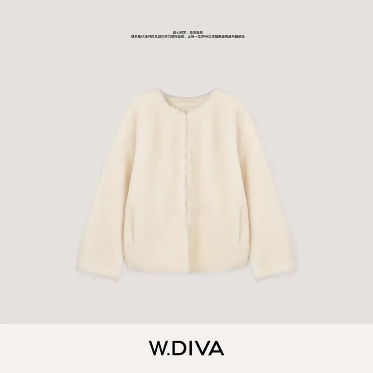 W.Diva【暖白】澳洲进口美利奴盈润皮毛一体圆领外套54C303170