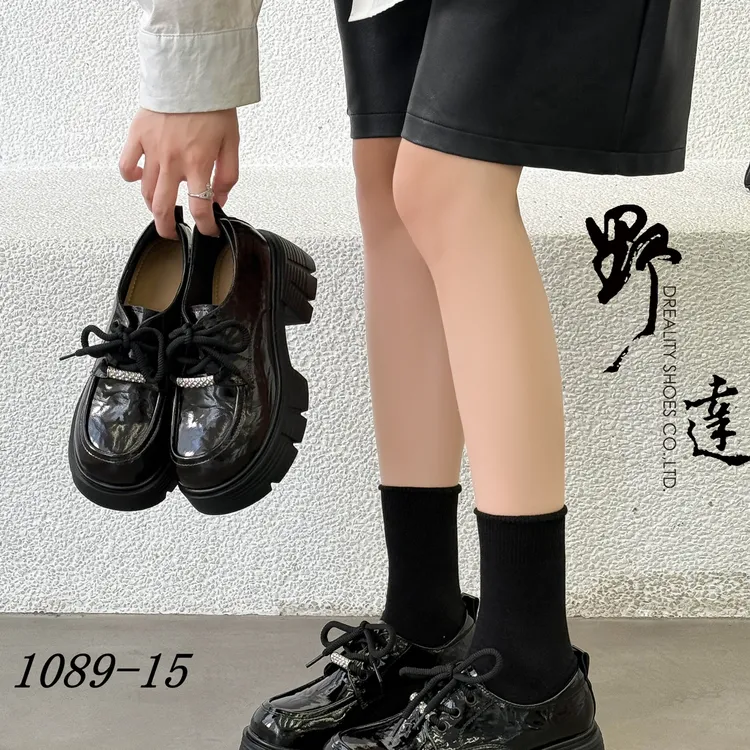 学院风秋季深口玛丽珍增高复古单鞋舒适乐福鞋圆头