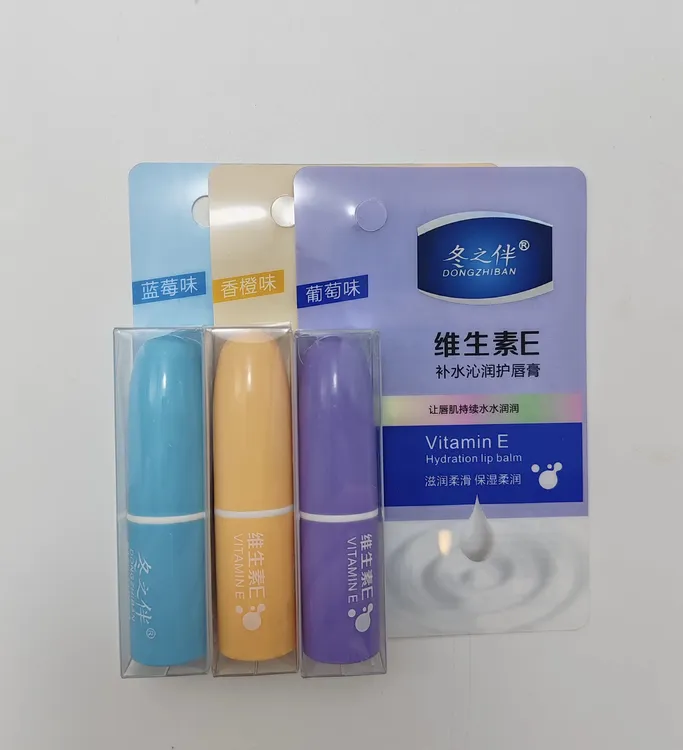 维生素E护唇膏补水保湿滋润双唇改善唇部干燥无色水果味