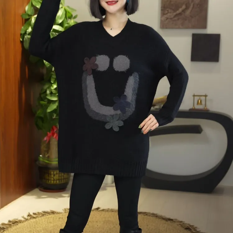 时尚洋气高级感慵懒风毛衣秋冬新款女大码气质显瘦笑脸针织衫上衣