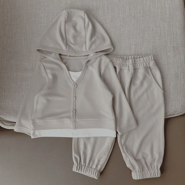 新款两件连帽男童套装小童新品女童洋气开衫休闲套高端雅赛尔