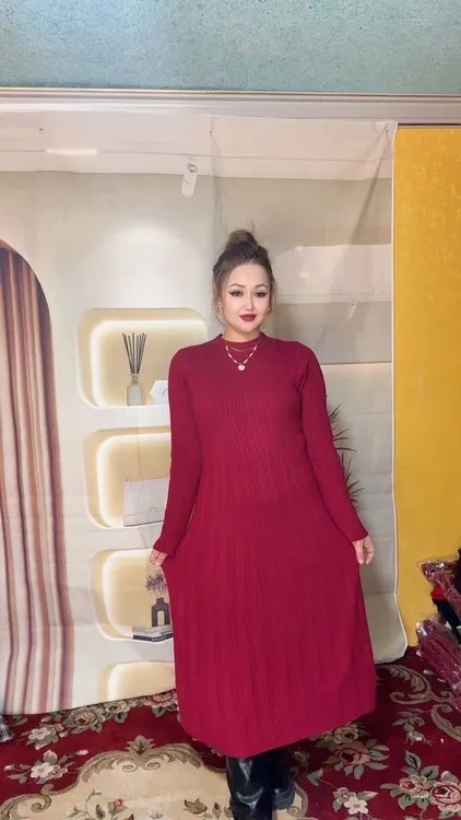 半高领长袖挂脖款长裙秋冬连衣裙针织女士网红旗袍裙