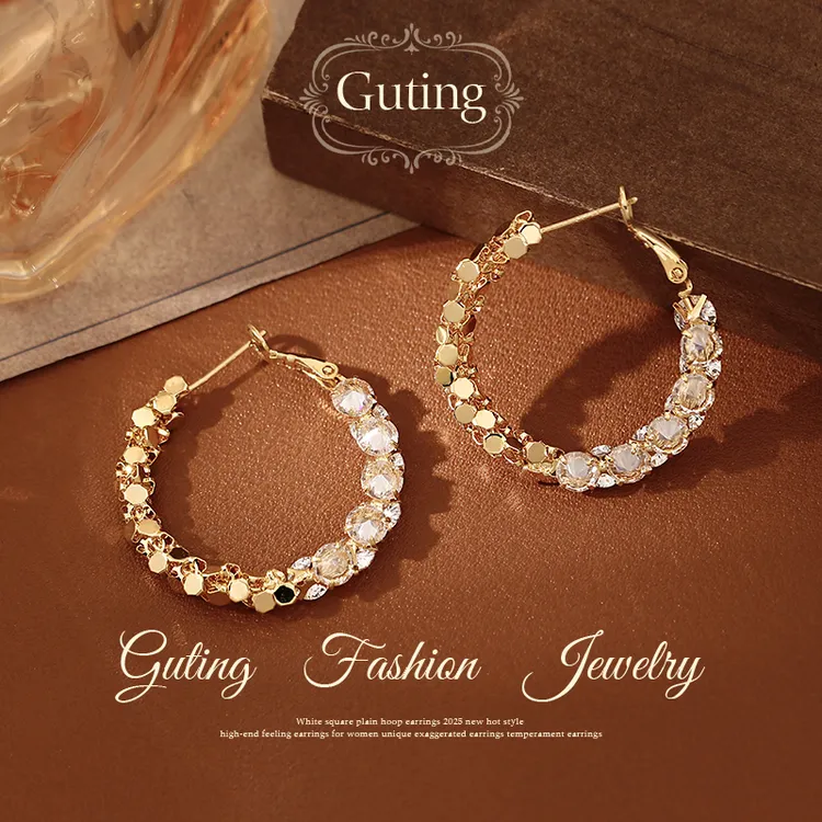 铜合金合成锆石耳饰 23430金色碎银子耳环女高级感耳饰品秋冬耳钉