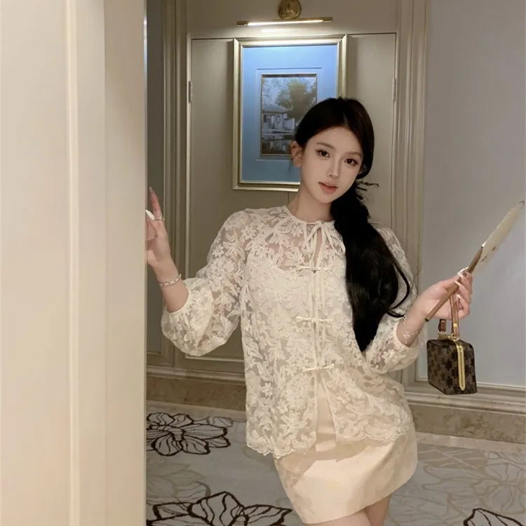 镂空花朵刺绣薄纱开衫上衣缎面提花半裙女装冬季韩版显瘦裙三件套