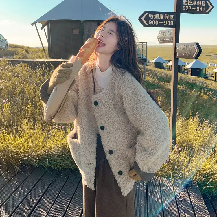 韩系百搭圈圈毛羊羔毛圆领外套女2025冬季新款皮毛一体保暖棉衣潮