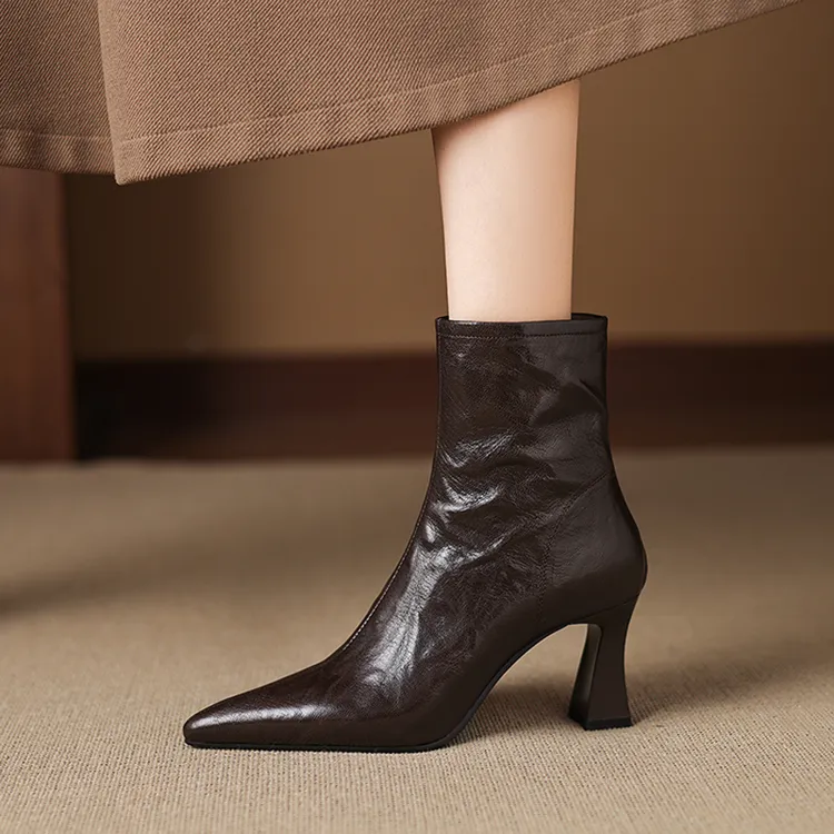 6.5cm羊皮尖头短靴粗跟复古风侧拉链靴子秋冬百搭加绒时装靴棕色