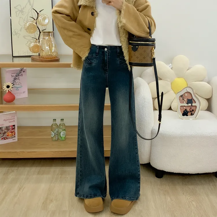 加绒复古蓝微喇牛仔裤女秋冬新款胖mm梨型身材高腰显瘦百搭喇叭裤
