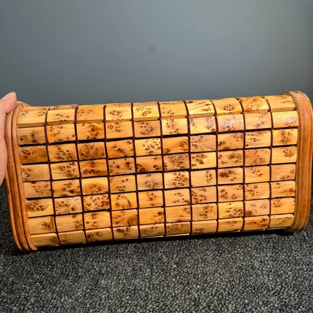 枕头一物一拍所见即所得太行崖柏爆满瘤疤夏季凉枕麻将款木质枕头