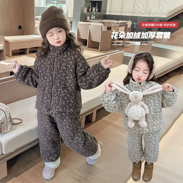 韩版儿童冬季套装2024新款女童三合一洋气加厚加绒宝宝棉服两件套