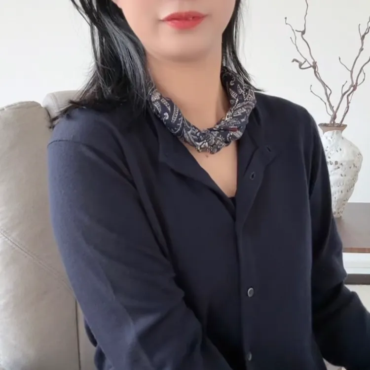 【浓情腰果】65尺寸经典百搭双面异色桑蚕丝羊毛方巾围巾春秋秋季女