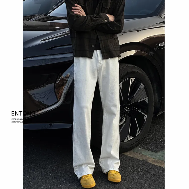 Entong美式高街男生cleanfit穿搭基础白色牛仔裤男欧若风微喇裤子