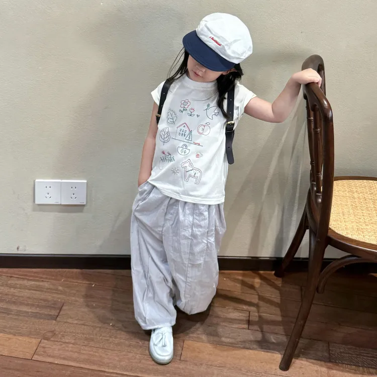 小思家2025夏季新款女童韩版百搭休闲宽松印花短袖纯色阔腿裤套装