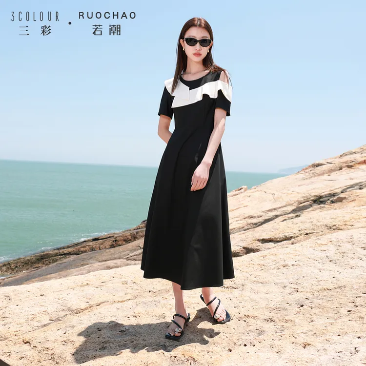【商城专享】三彩大码女装夏季连衣裙圆领收腰短袖设计感