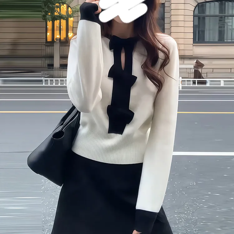 圆领秋冬时尚长袖针织衫2025新款百搭个性潮流女装设计感百搭上衣