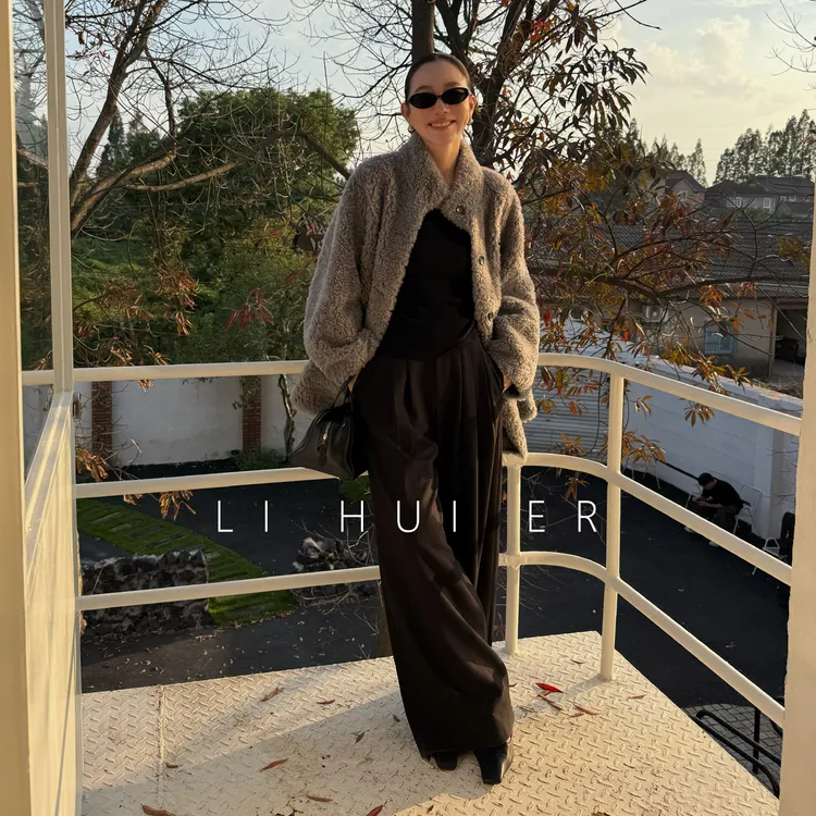 LiHuiEr李慧儿【雾海旅人】秋季时尚百搭梦灰色绵羊毛外套7206-S