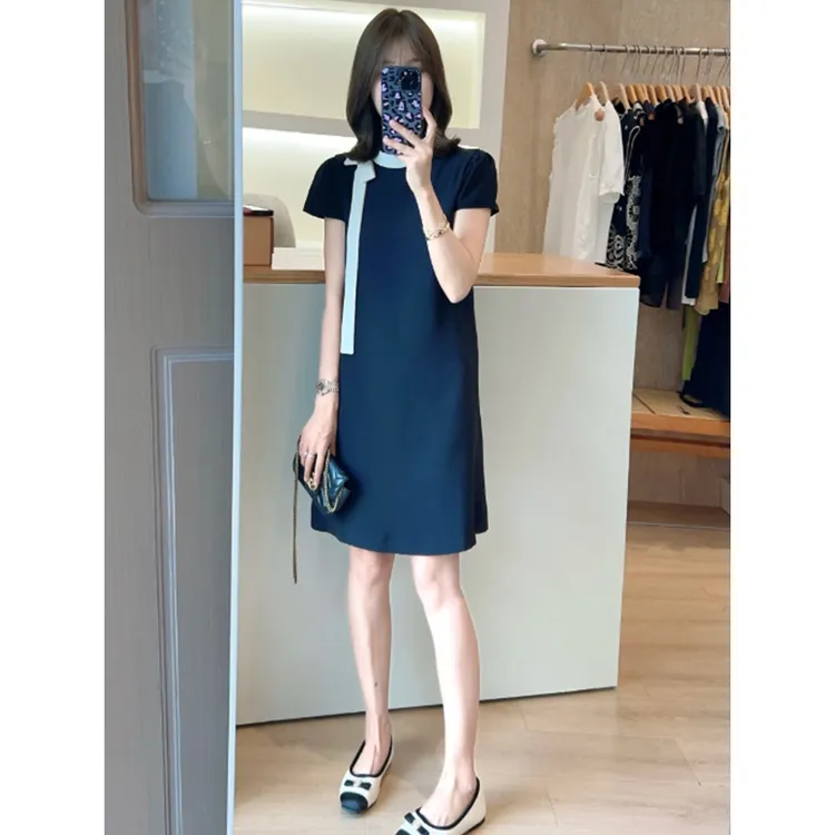 高级感气质宽松小黑裙子2025年夏季新款圆领飘带设计感通勤连衣裙