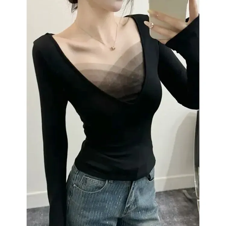 2025秋冬新款内搭修身T恤女黑色辣妹V领网纱拼接长袖打底上衣女