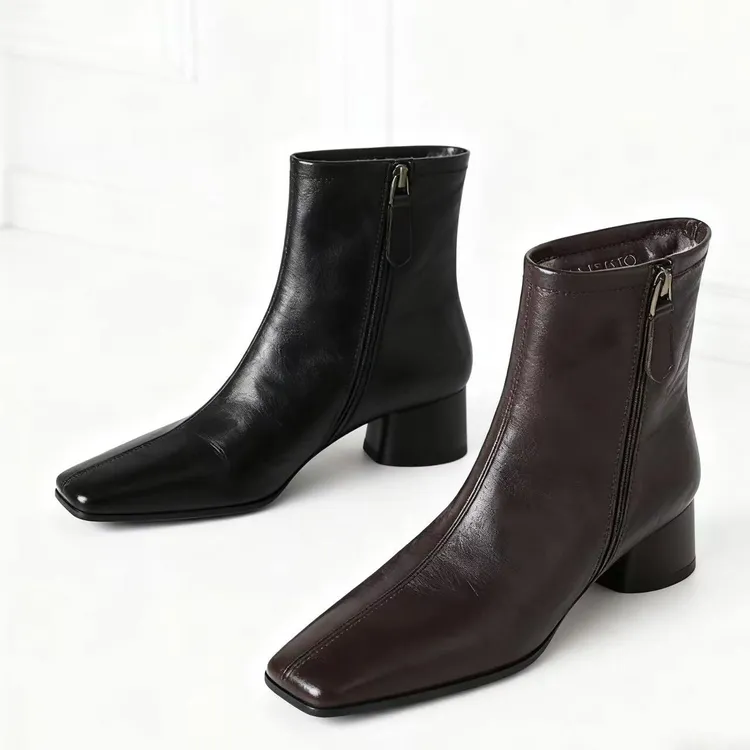 【品牌力荐】秋冬高级设计感方头小靴子Y2789