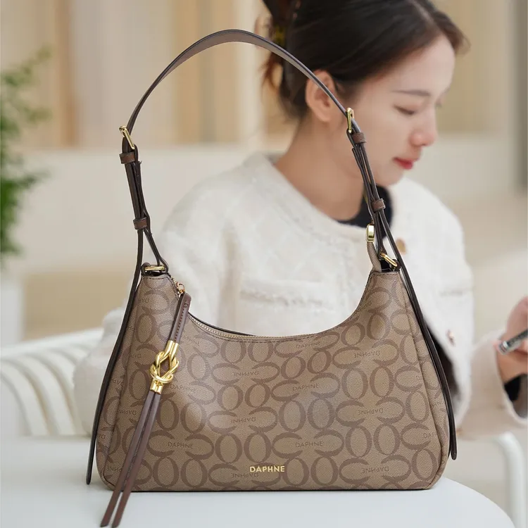 【壹绳定制】Daphne达芙妮hobo包秋冬季斜跨单肩轻奢通勤百搭女包10820
