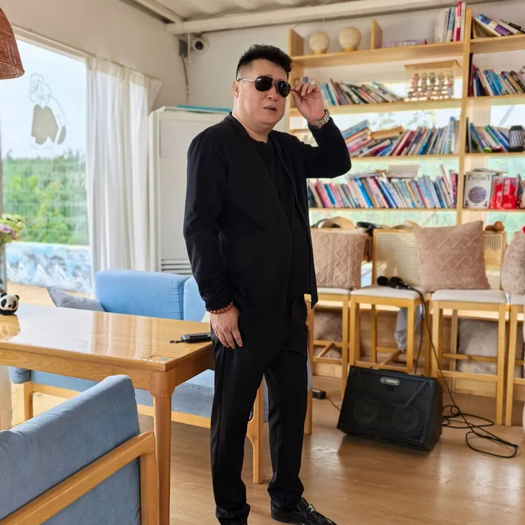 大码男士时尚高端轻奢长袖拼色休闲假两件开衫外套男士大码男装DJ