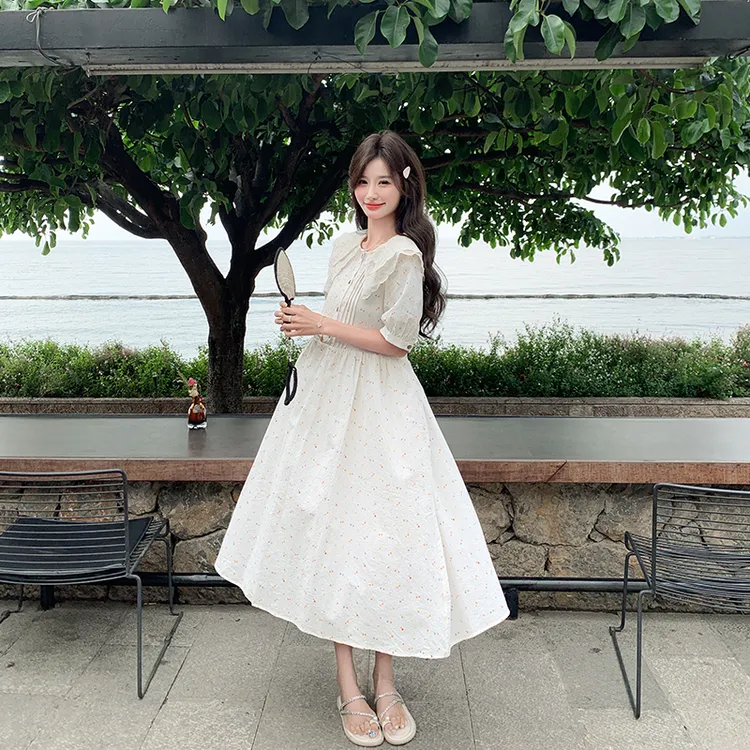 法式肌理感碎花娃娃领连衣裙女初恋纯欲气质收腰显瘦小清新长裙子